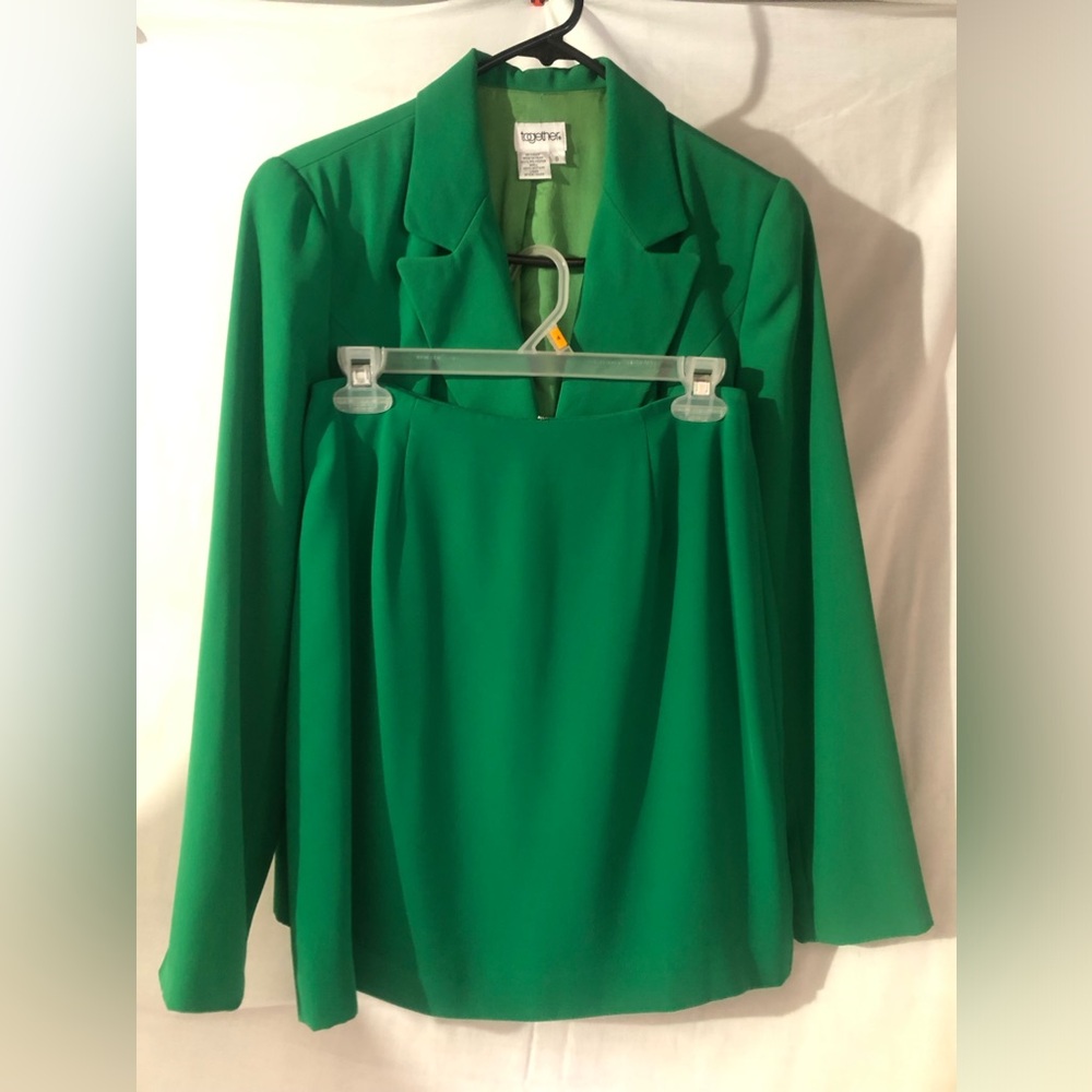 Green skirt/jacket set size 6